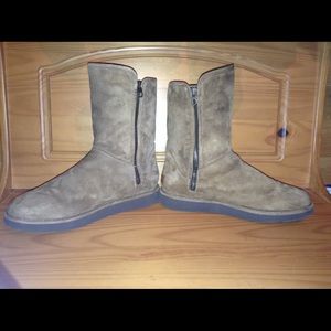 Ugg Abree Short Boots